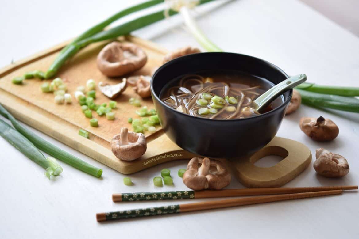 Sopa Miso Con Shiitake Y Fideos Soba Delicias Kitchen