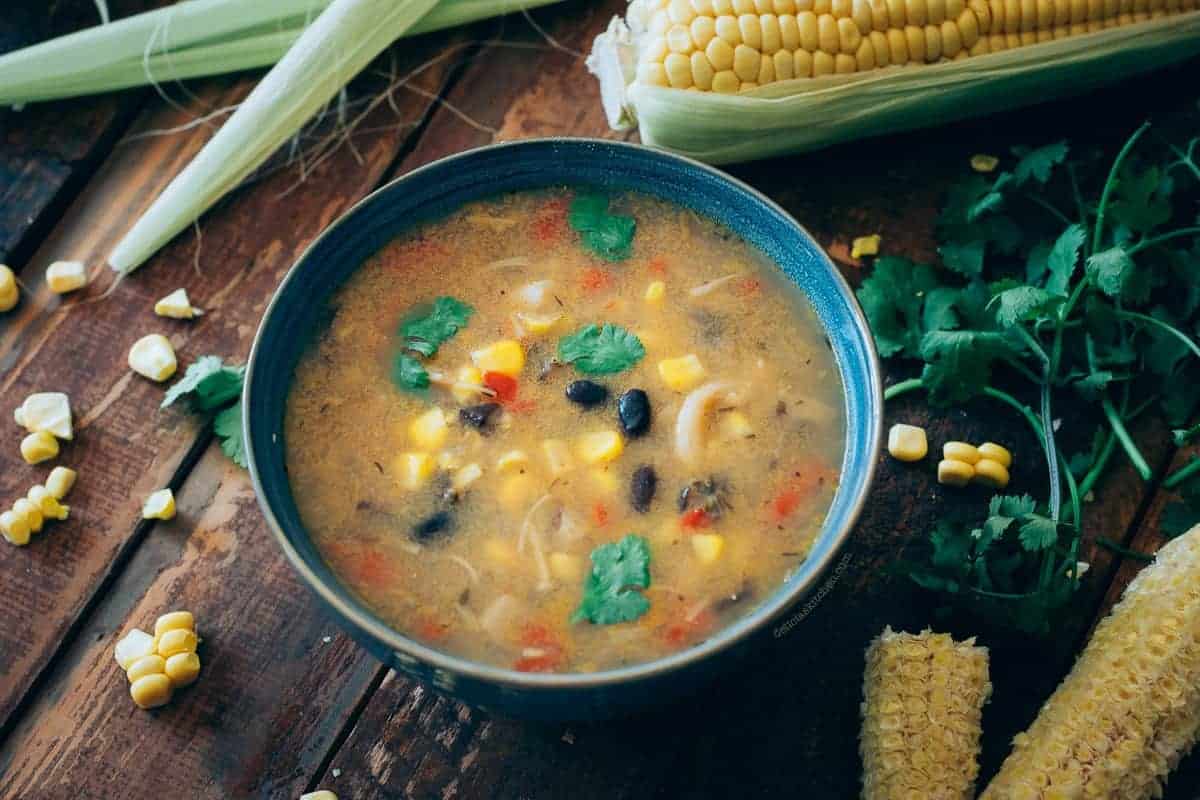 Sopa de Maíz o Choclo con Frijoles | Delicias Kitchen