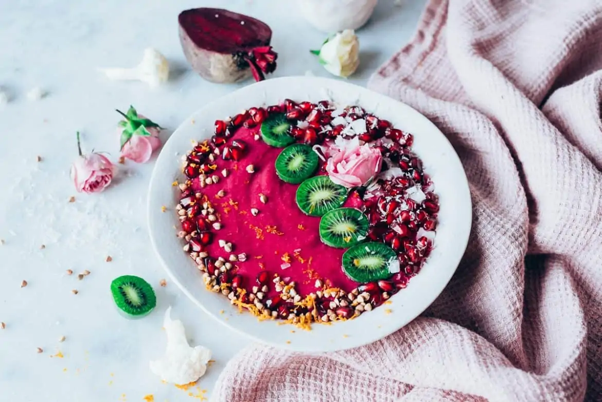 Smoothie bowl de coliflor y remolacha