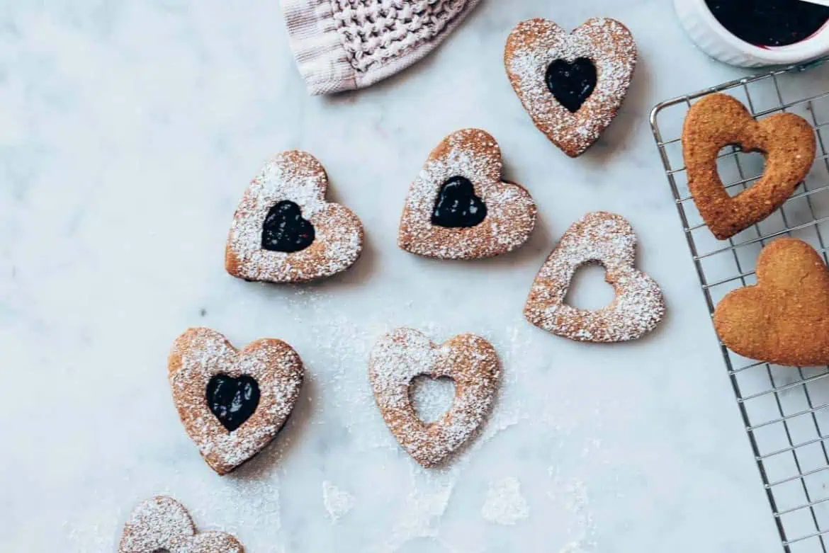 Galletas de avena, rosa y lima