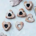 Galletas de avena, rosa y lima