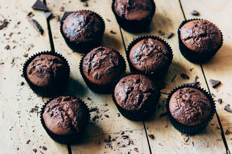 Muffins integrales con chocolate y anís