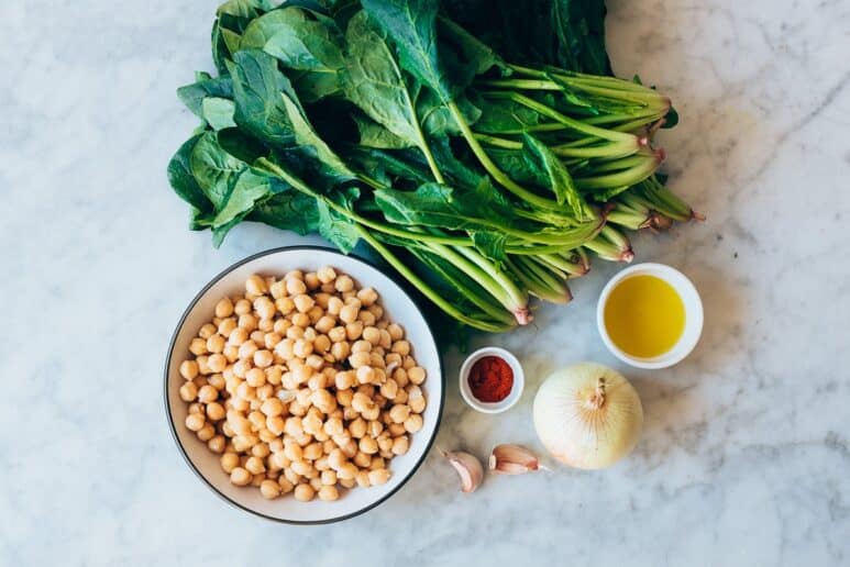 ingredientes garbanzos con espinacas