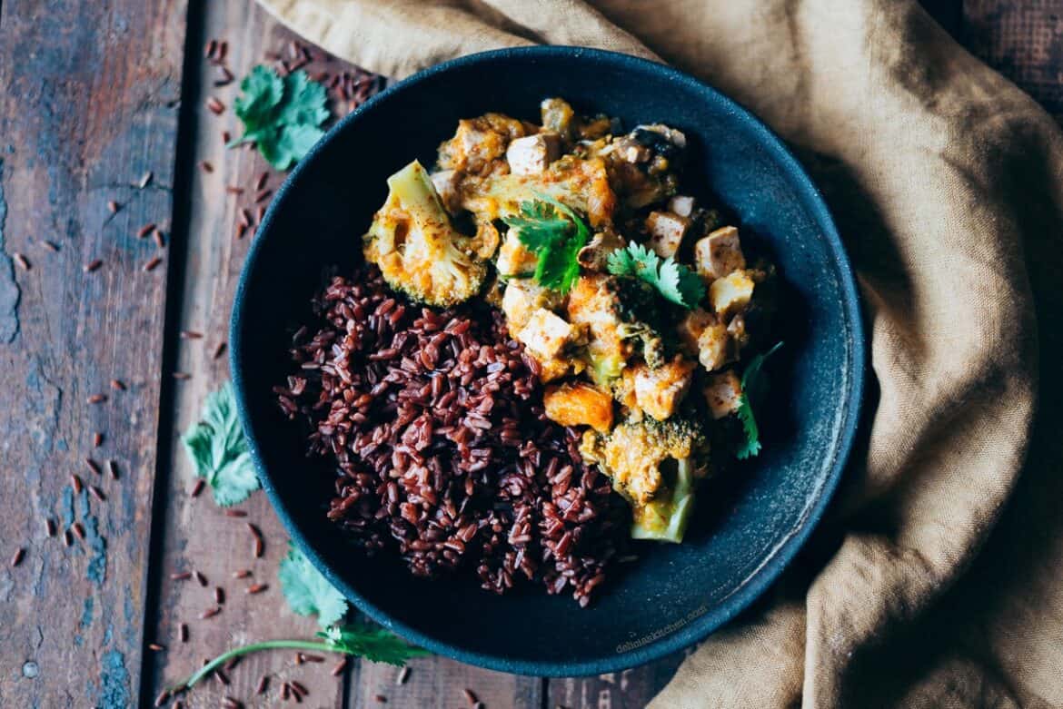 Tofu con Verduras. Receta Vegana | Delicias Kitchen