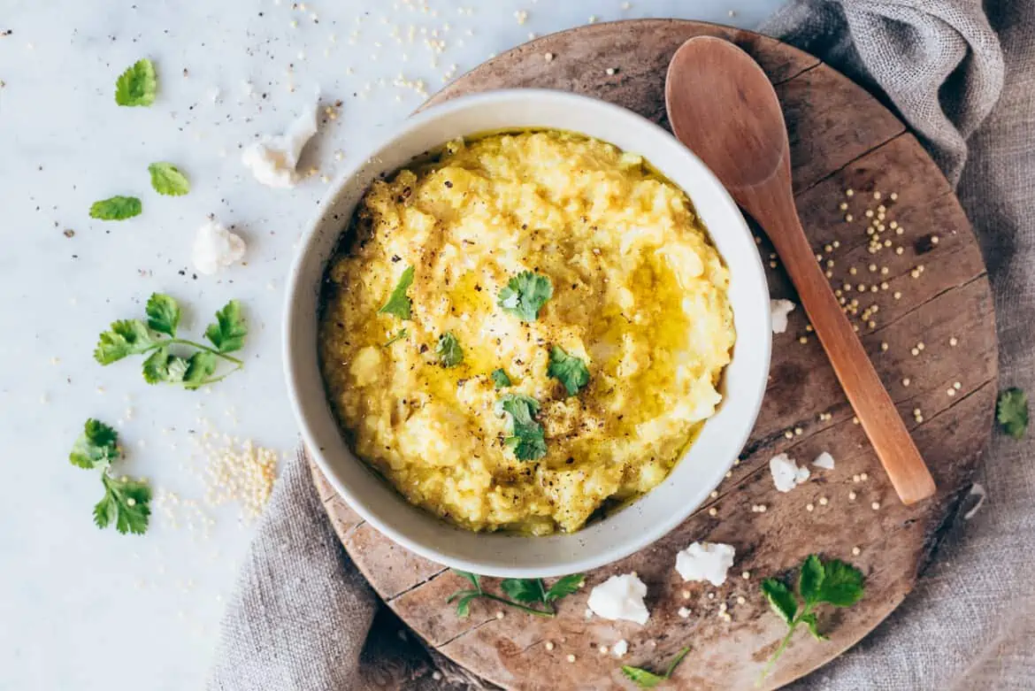 Mijo cremoso con coliflor y especias