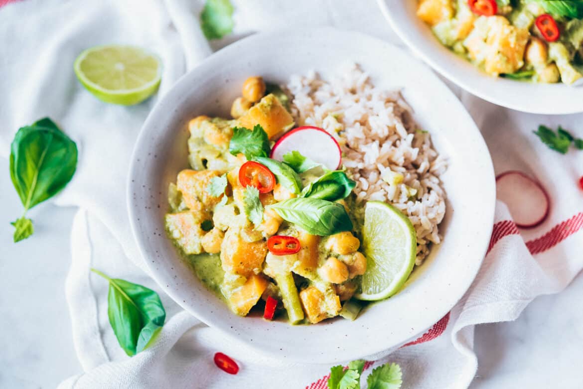 Curry verde vegano thai con verduras